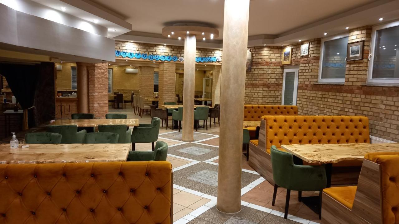 Hotel Simke Garni Subotica Exterior foto